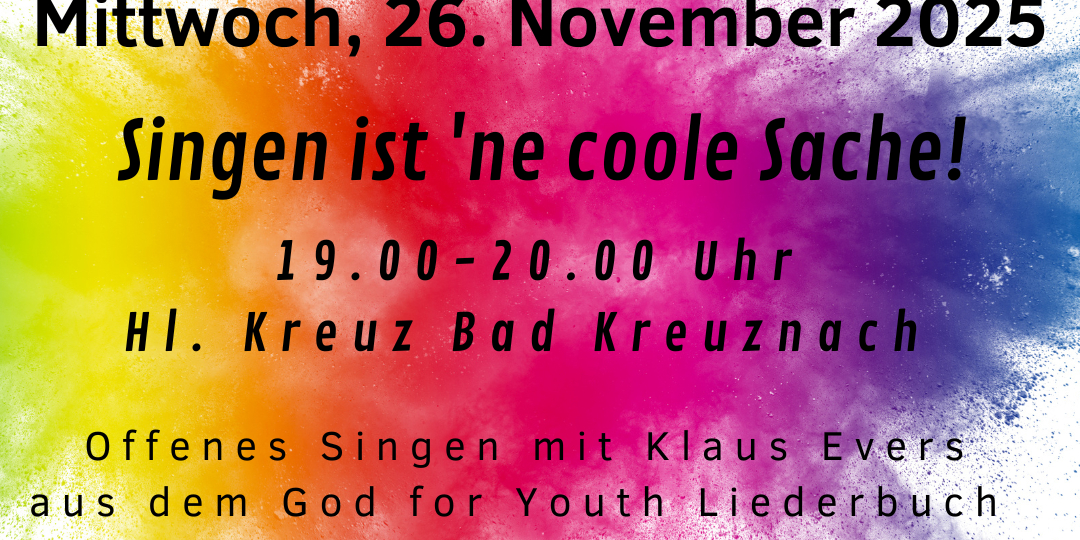 Das Bild zeigt die Ankündigung für die Veranstaltung Offenes Singen mit Klaus Evers mit stilisierten Noten vor einem bunten Hintergrund
