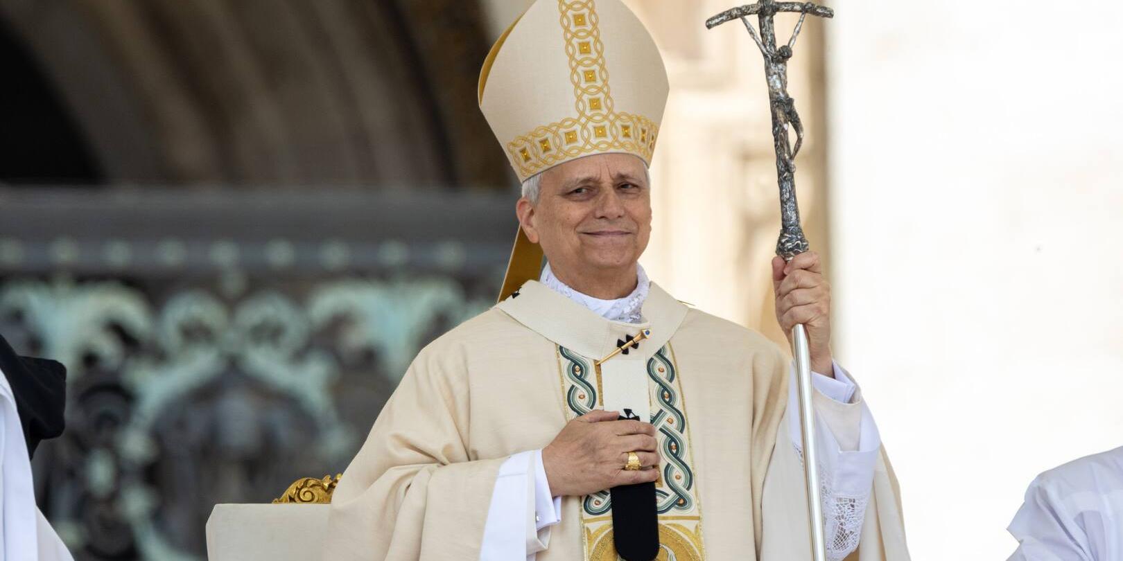 Das Bild zeigt Papst Leo XIV. bei der Heiligen Messe zur Amtseinführung am 18. Mai 2025 auf dem Petersplatz in Rom